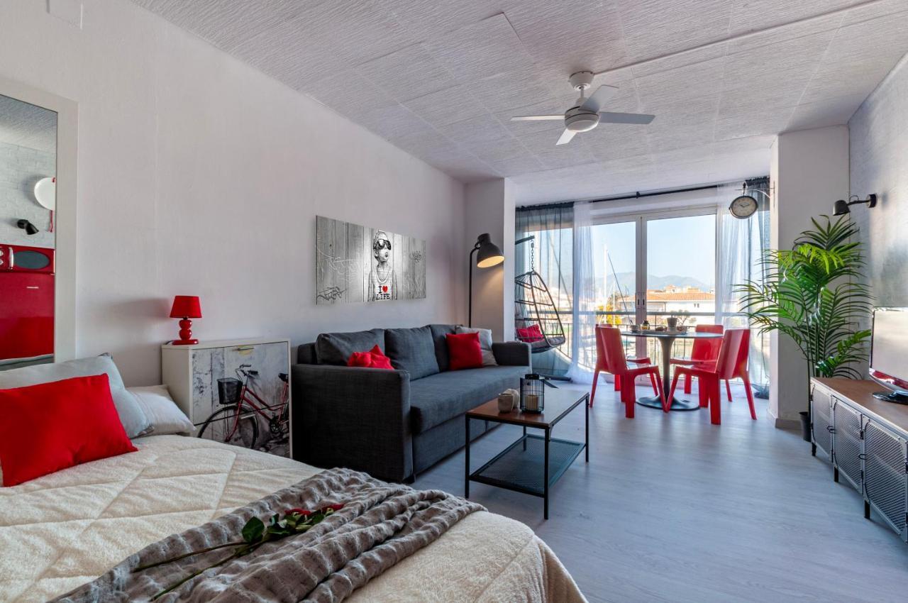 Estudio En 1ª Linea Con Vistas Al Puerto Deportivo By Insidehome 艾姆布里亚布拉瓦 外观 照片
