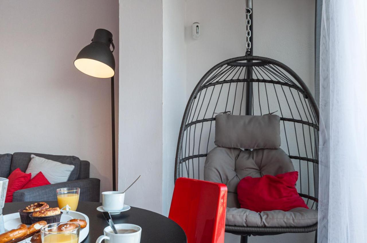 Estudio En 1ª Linea Con Vistas Al Puerto Deportivo By Insidehome 艾姆布里亚布拉瓦 外观 照片