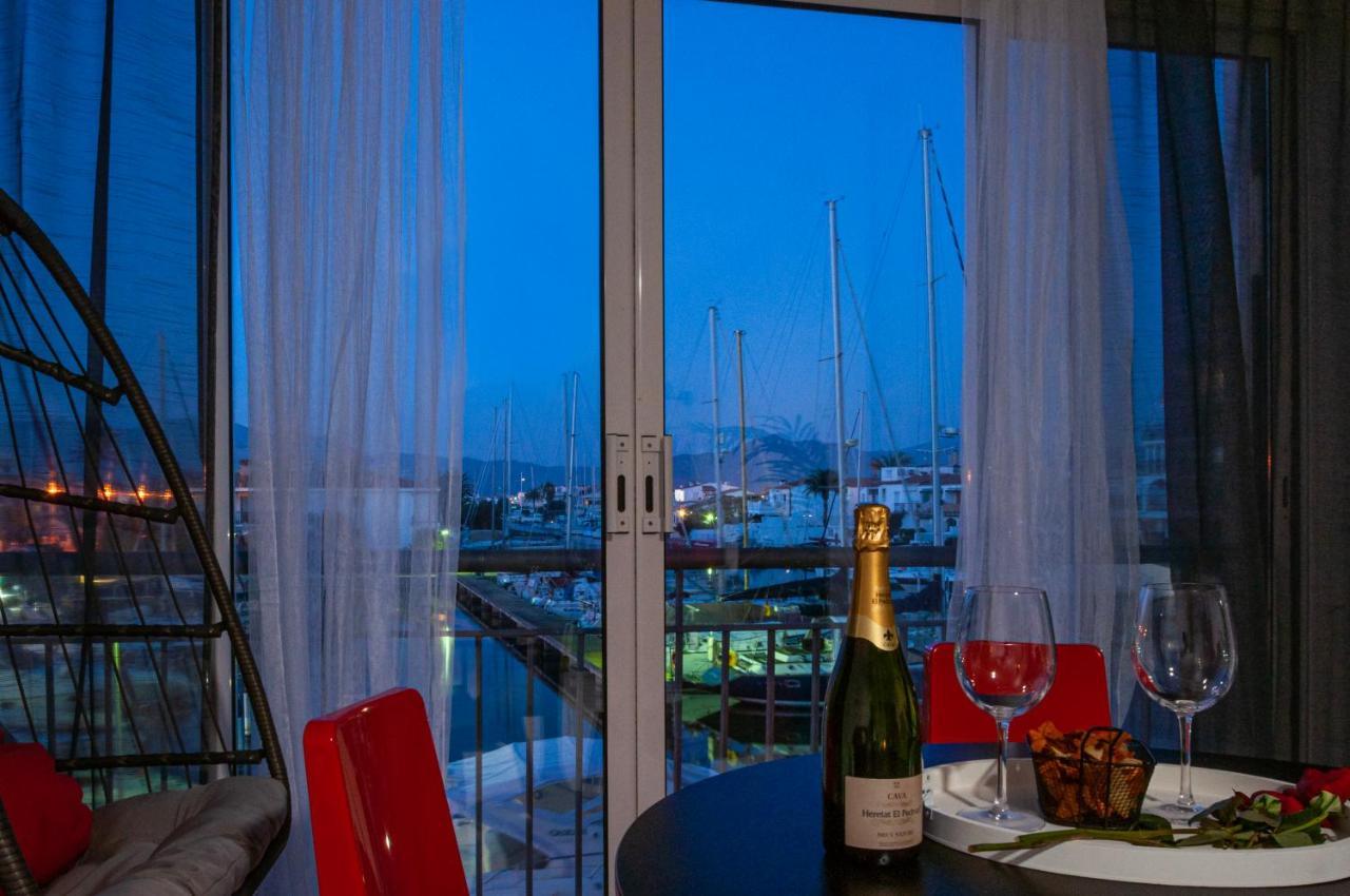 Estudio En 1ª Linea Con Vistas Al Puerto Deportivo By Insidehome 艾姆布里亚布拉瓦 外观 照片