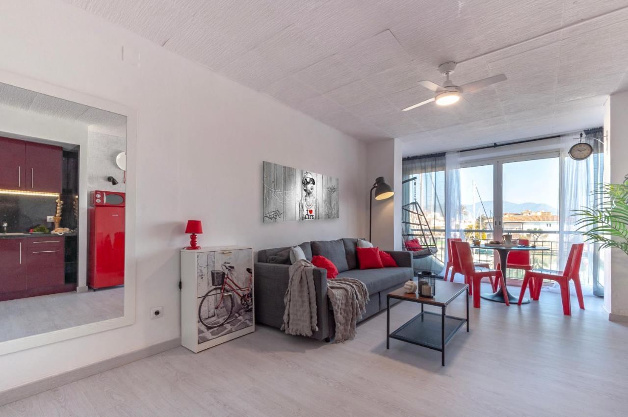 Estudio En 1ª Linea Con Vistas Al Puerto Deportivo By Insidehome 艾姆布里亚布拉瓦 外观 照片